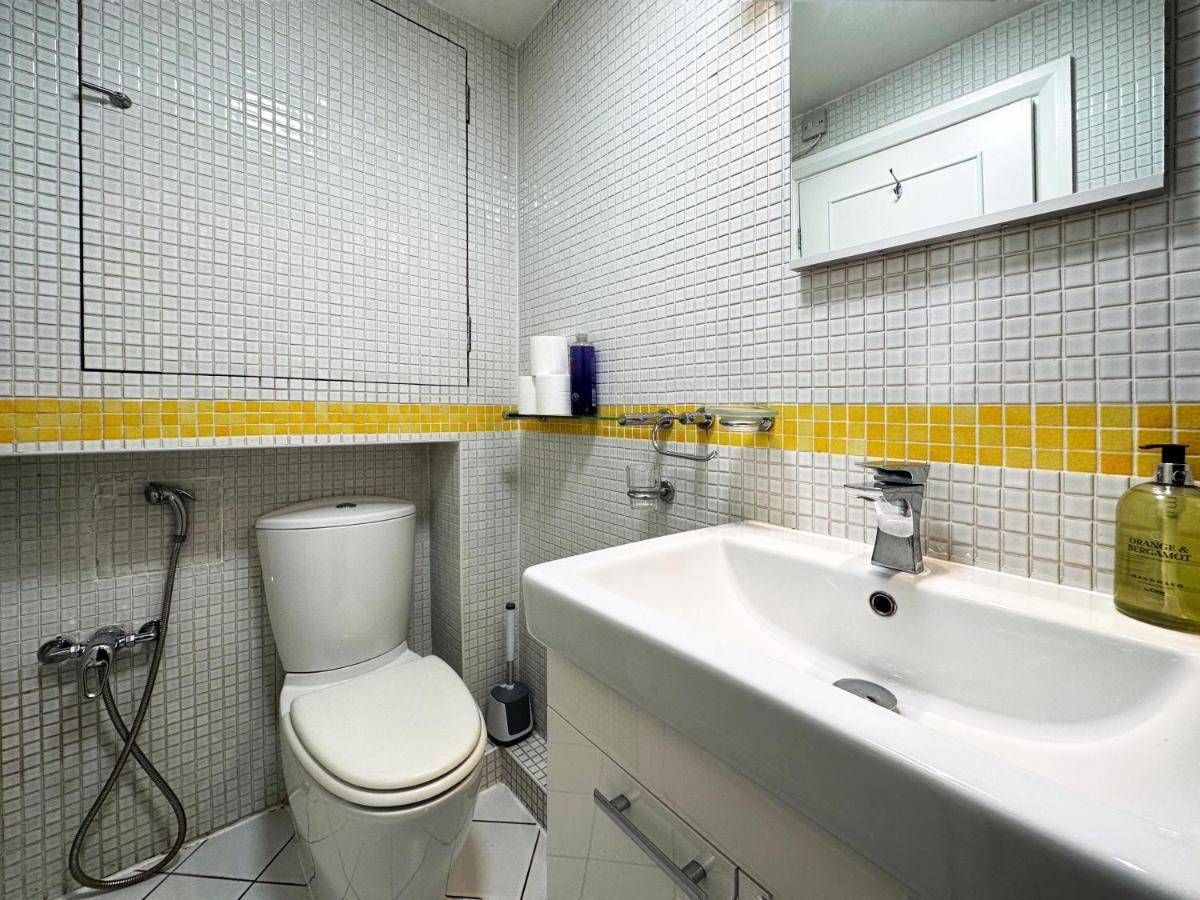 Chic Apartment In Mayfair London Eksteriør bilde
